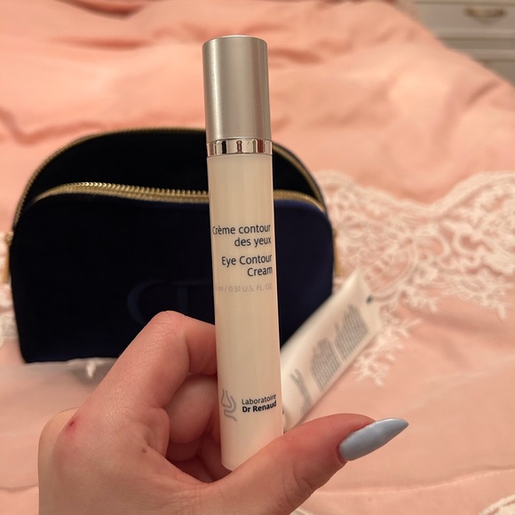 Dior Navy Velvet Double-Zip Cosmetic Pouch with Embossed CD - Picture 5 of 11